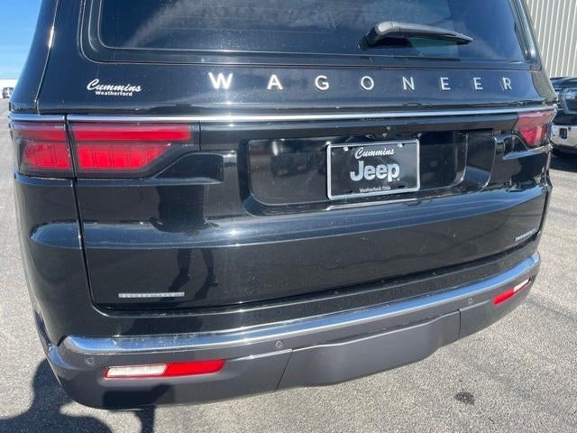 2022 Jeep Wagoneer Base