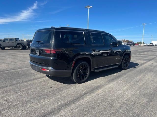 2022 Jeep Wagoneer Base