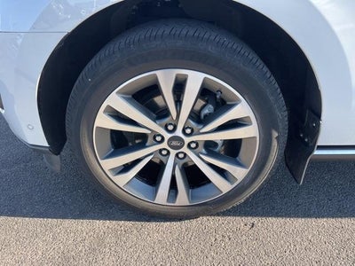 2020 Ford Expedition Base