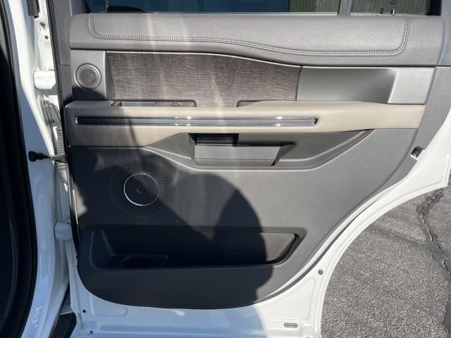 2020 Ford Expedition Base