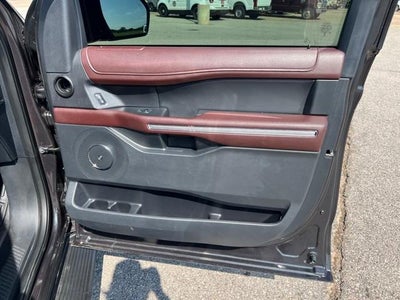 2024 Ford Expedition Base