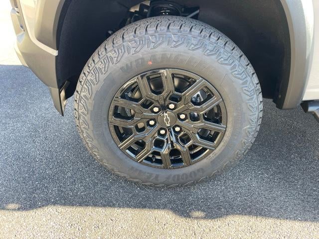 2026 Chevrolet Colorado Base