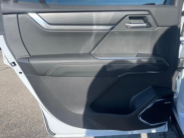 2026 GMC Acadia Base