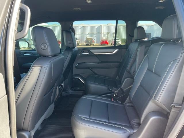 2026 GMC Acadia Base