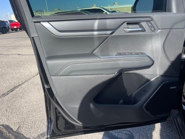 2026 GMC Acadia Base