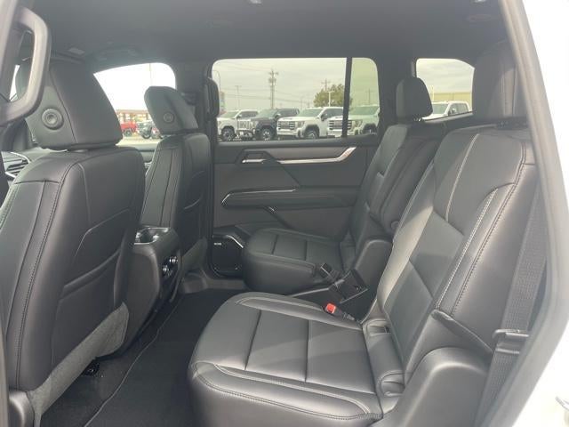 2026 GMC Acadia Base