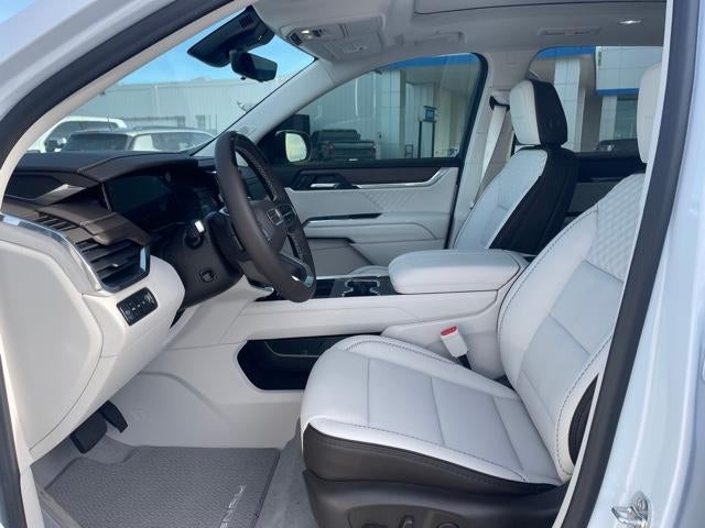 2026 GMC Acadia Base