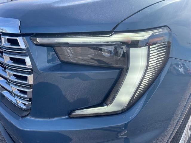 2026 GMC Acadia Base