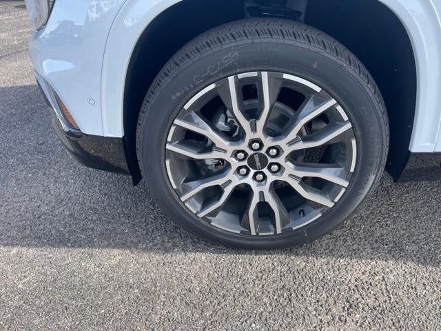 2026 GMC Acadia Base