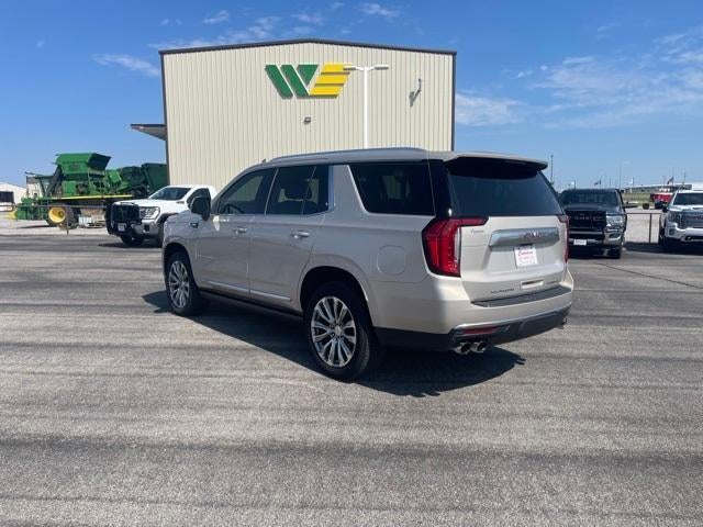 2021 GMC Yukon Base