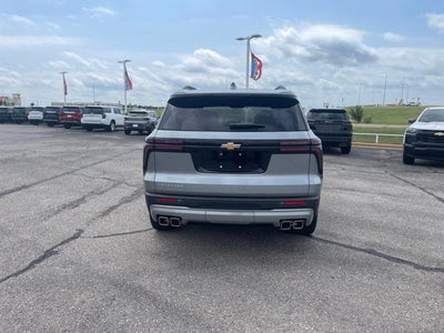 2026 Chevrolet Traverse Base