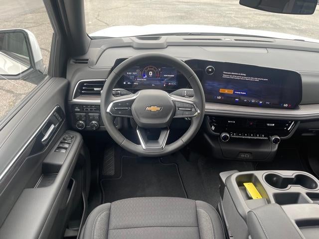 2025 Chevrolet Suburban Base