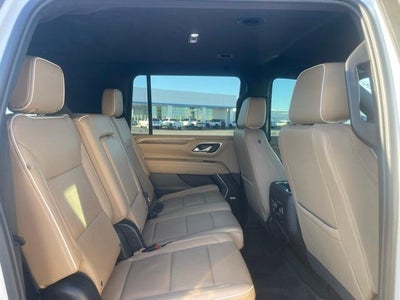 2024 Chevrolet Suburban Base