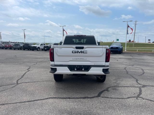2025 GMC Sierra 2500 HD Base