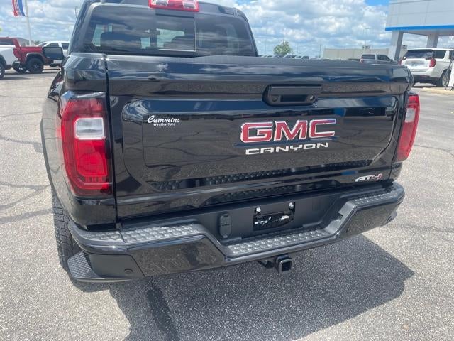 2025 GMC Canyon Base