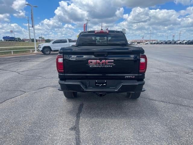 2025 GMC Canyon Base