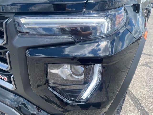 2025 GMC Canyon Base