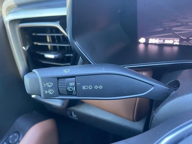 2024 GMC Canyon Base