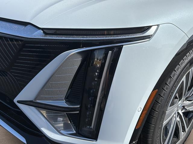 2027 Cadillac LYRIQ Premium Luxury