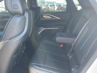 2025 Cadillac LYRIQ Luxury 2