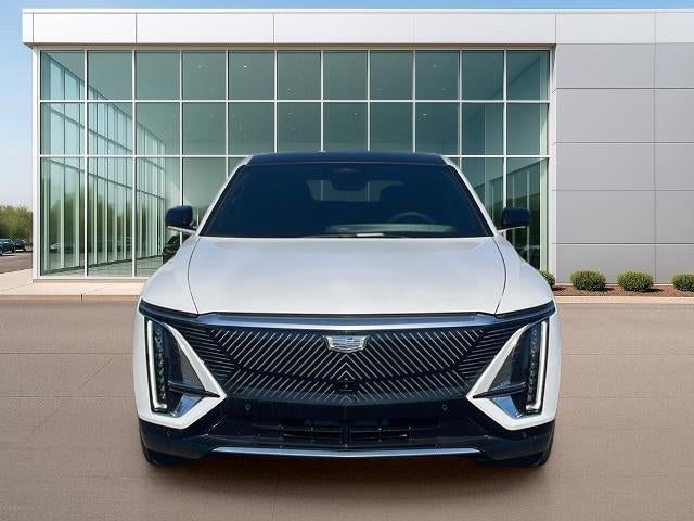 2025 Cadillac LYRIQ Luxury 2