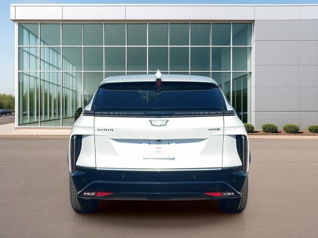 2025 Cadillac LYRIQ Luxury 2