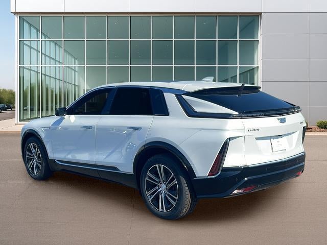 2025 Cadillac LYRIQ Luxury 2