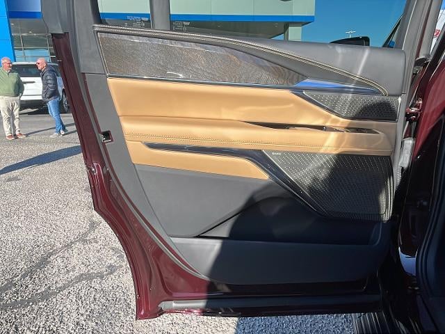 2026 Cadillac ESCALADE IQL Premium Luxury