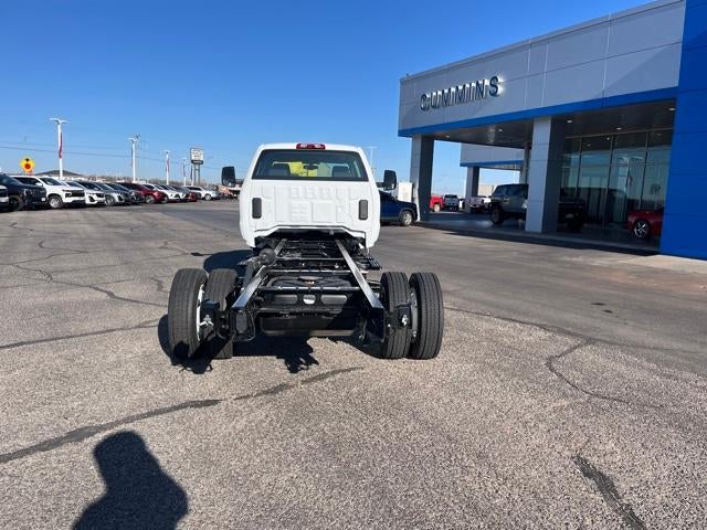 2023 Chevrolet Silverado 5500 HD Base