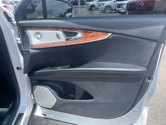 2019 Lincoln Nautilus Base