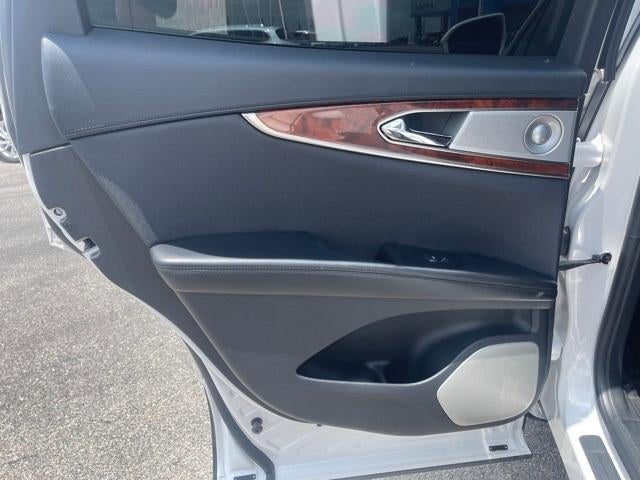 2019 Lincoln Nautilus Base