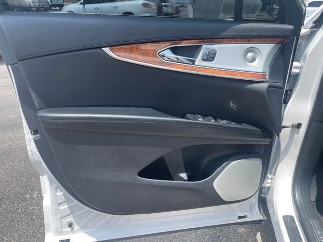 2019 Lincoln Nautilus Base