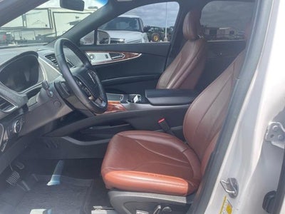 2019 Lincoln Nautilus Base