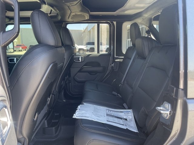 2025 Jeep Wrangler WRANGLER 4-DOOR SAHARA