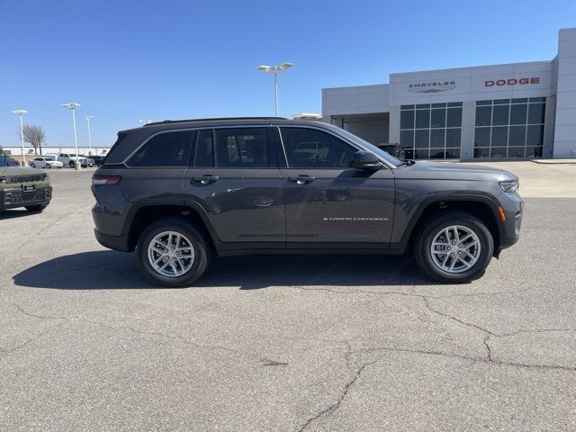 2026 Jeep Grand Cherokee GRAND CHEROKEE LAREDO X 4X4