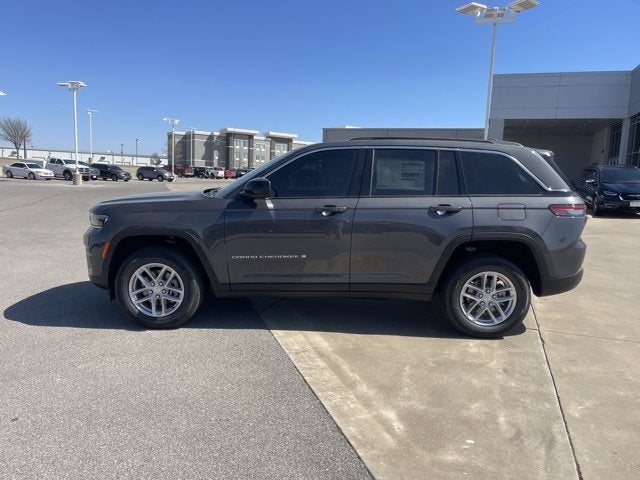 2026 Jeep Grand Cherokee GRAND CHEROKEE LAREDO X 4X4