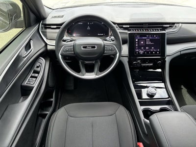 2026 Jeep Grand Cherokee GRAND CHEROKEE LAREDO X 4X4