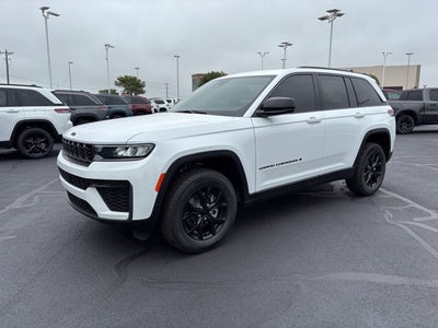 2026 Jeep Grand Cherokee GRAND CHEROKEE LAREDO ALTITUDE 4X4