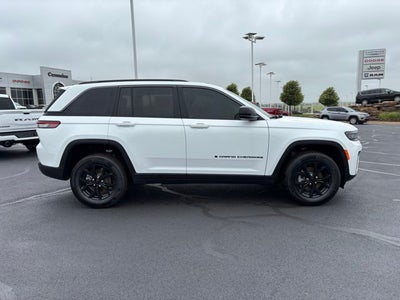 2026 Jeep Grand Cherokee GRAND CHEROKEE LAREDO ALTITUDE 4X4