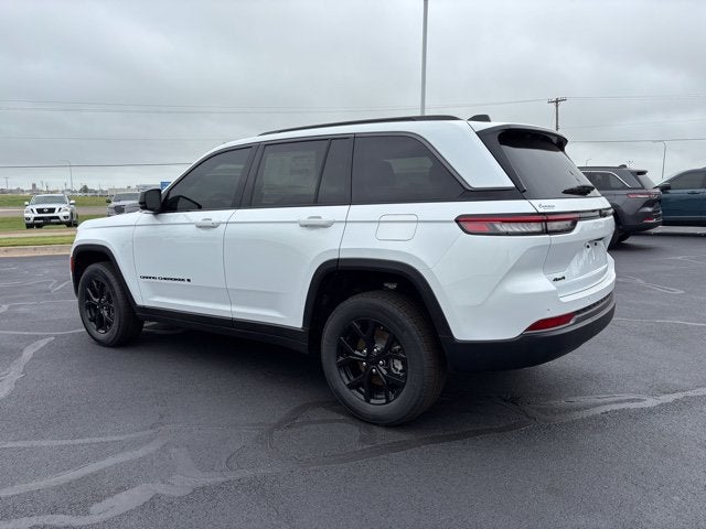 2026 Jeep Grand Cherokee GRAND CHEROKEE LAREDO ALTITUDE 4X4