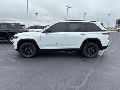 2026 Jeep Grand Cherokee GRAND CHEROKEE LAREDO ALTITUDE 4X4