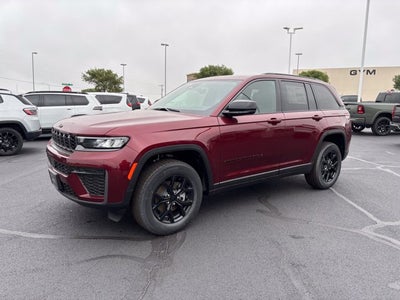 2026 Jeep Grand Cherokee GRAND CHEROKEE LAREDO ALTITUDE 4X4