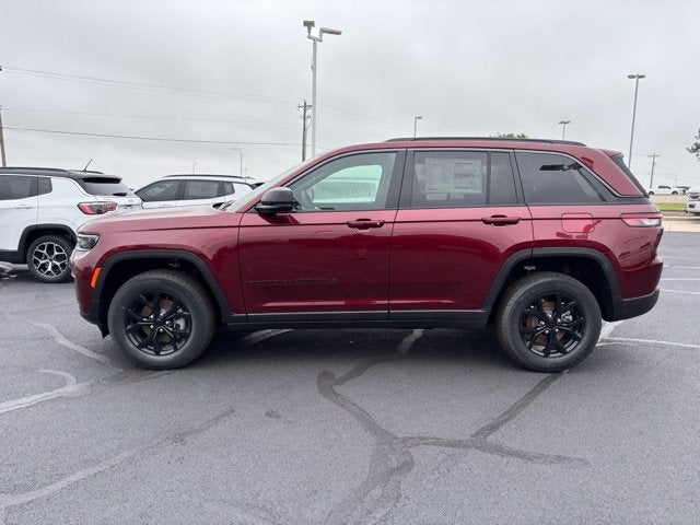 2026 Jeep Grand Cherokee GRAND CHEROKEE LAREDO ALTITUDE 4X4