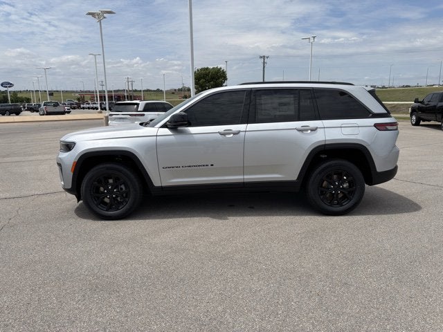 2026 Jeep Grand Cherokee GRAND CHEROKEE LAREDO ALTITUDE 4X4