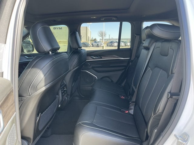 2026 Jeep Grand Cherokee GRAND CHEROKEE LIMITED RESERVE 4X4