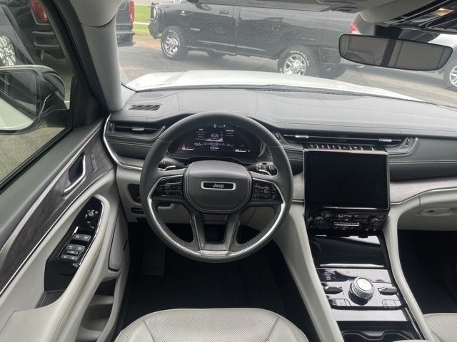 2023 Jeep Grand Cherokee Overland 4x4