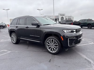 2026 Jeep Grand Cherokee Summit