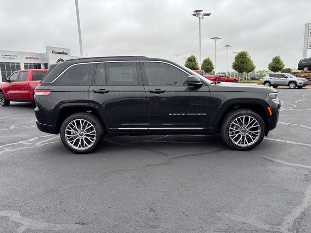 2026 Jeep Grand Cherokee Summit