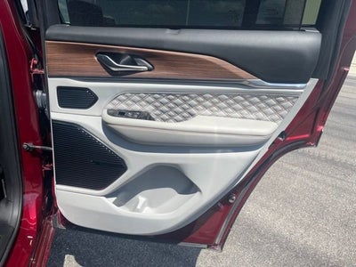 2022 Jeep Grand Cherokee Summit 4x4