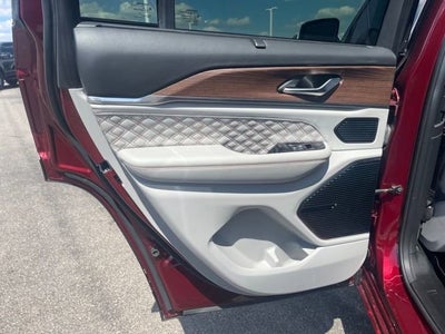 2022 Jeep Grand Cherokee Summit 4x4